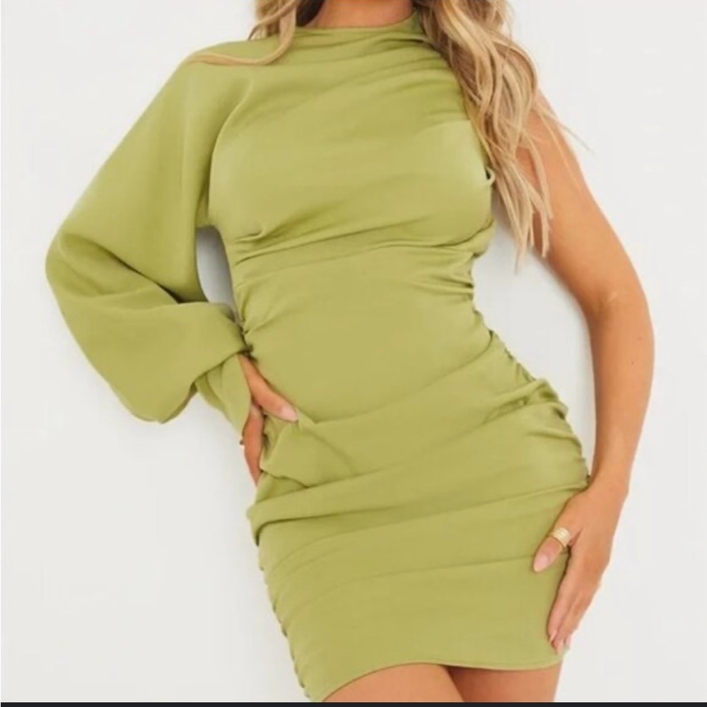 PrettyLittleThing Green Asymmetrical Ruched Bodycon Dress NWOT